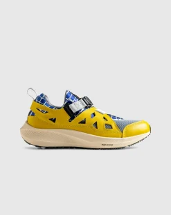 Nike Air Huarache 20Y24 Saffron Quartz/Cool Grey-Sanddrift- Sneakers