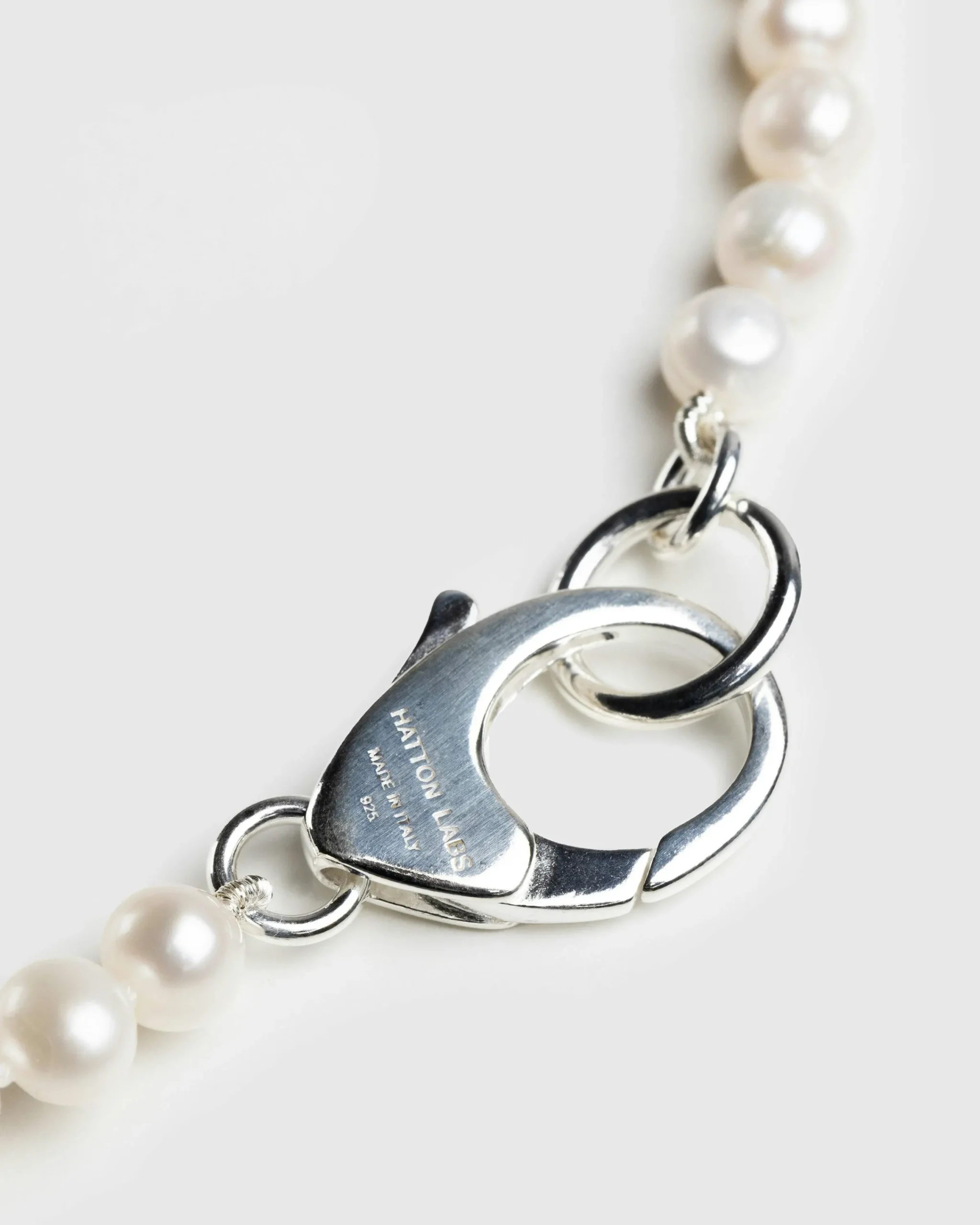Hatton Labs Classic Pearl Chain White- Jewelry
