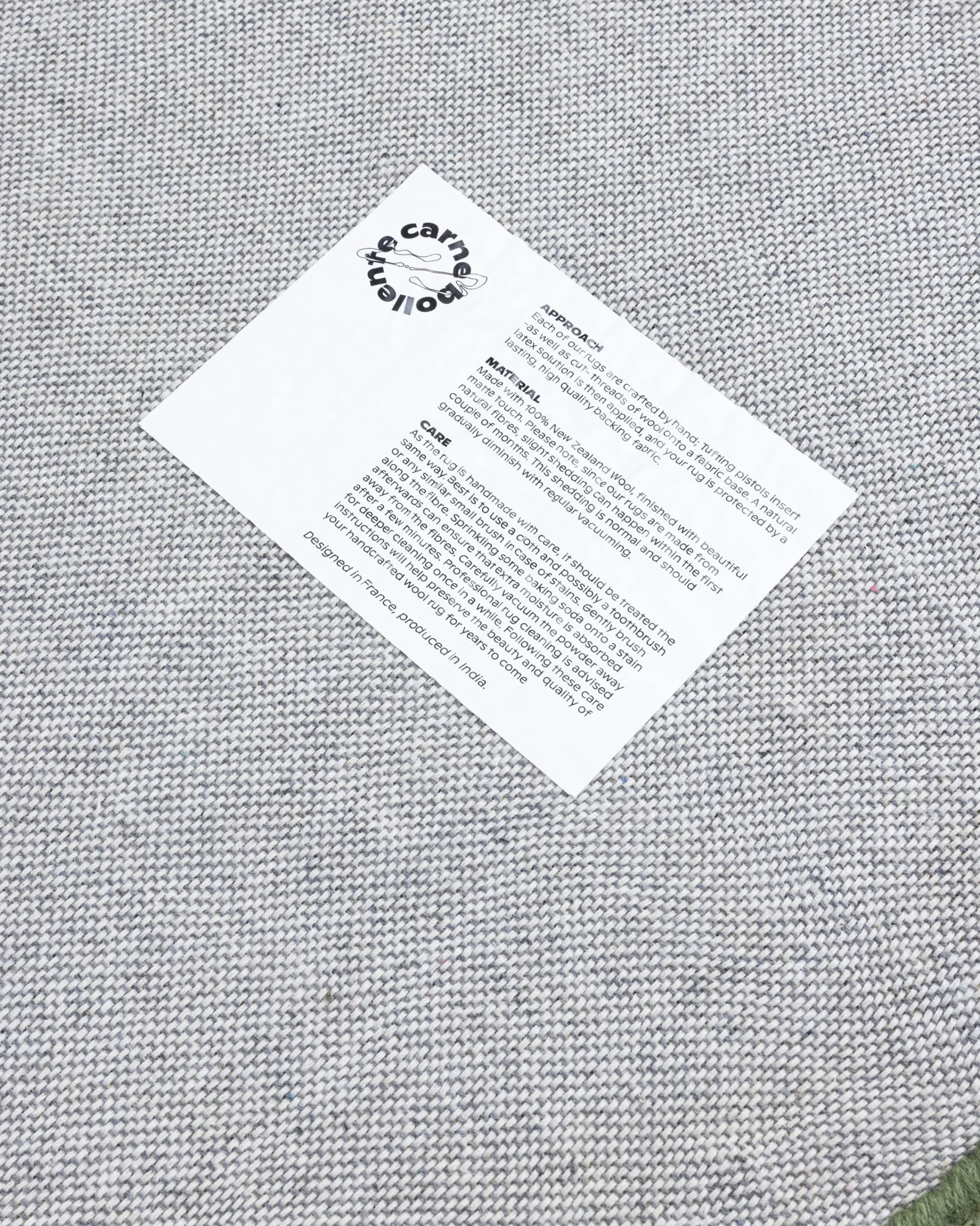 Carne Bollente Floor Is Vulva Rug- Textiles