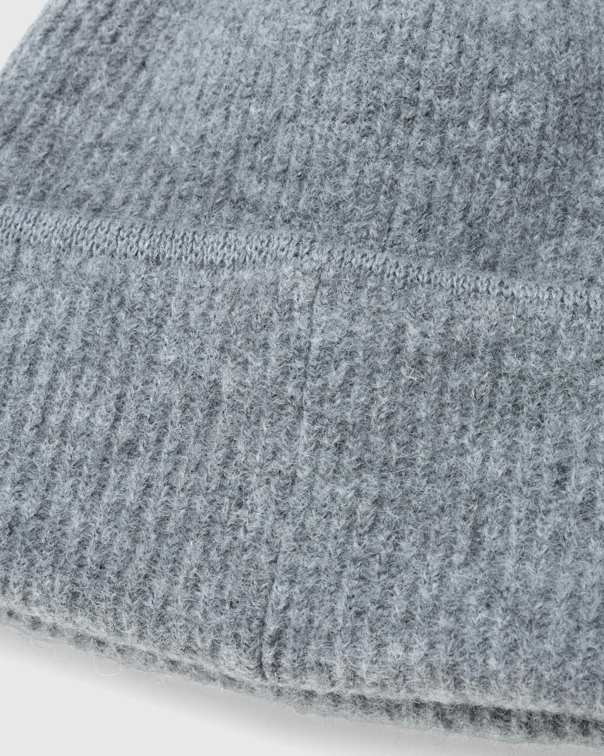 JACQUEMUS Le Bonnet Grosgrain Dark Grey- Hats