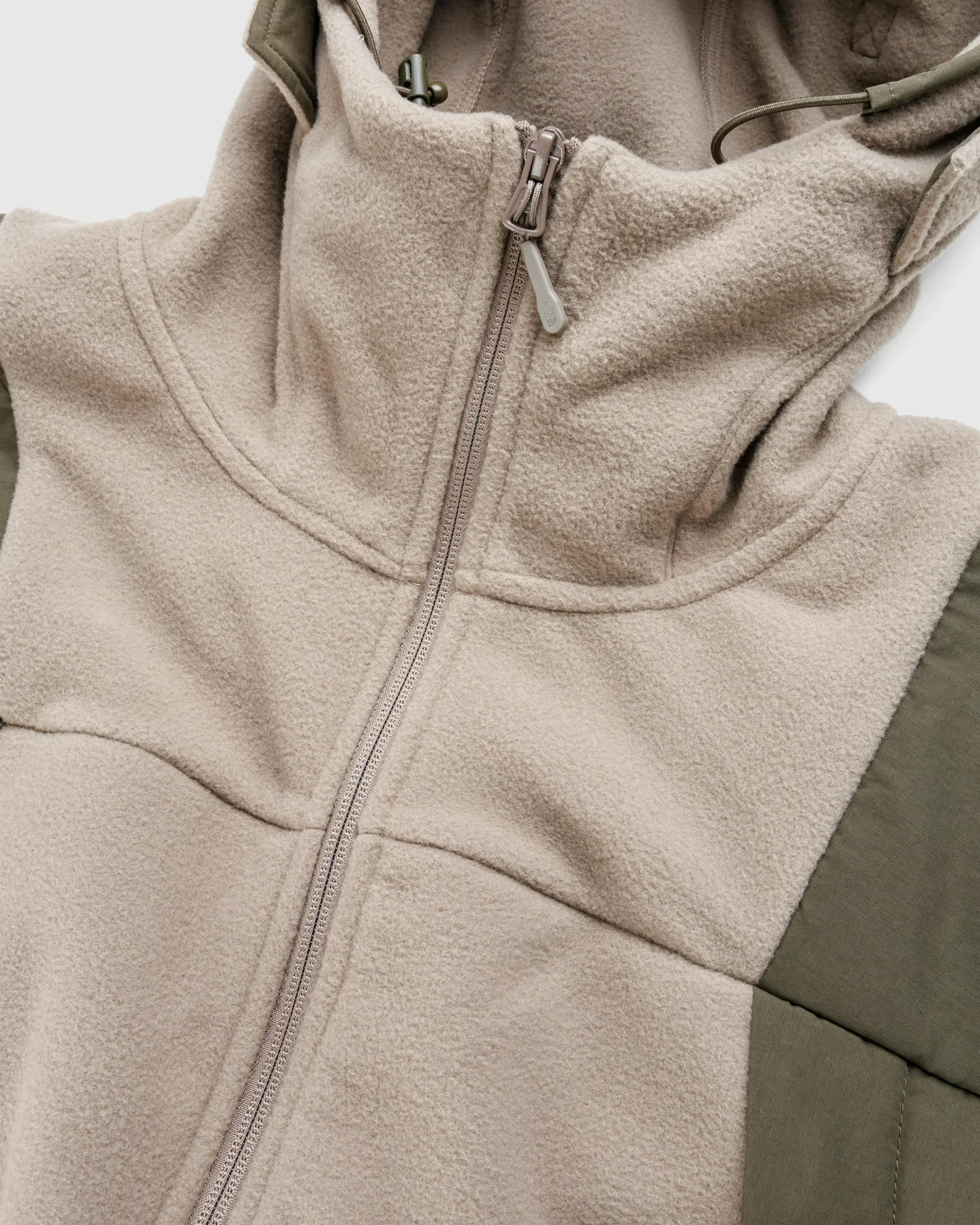 The North Face M Light Fleece Jacket Cavern Grey/New Taupe- Outerwear