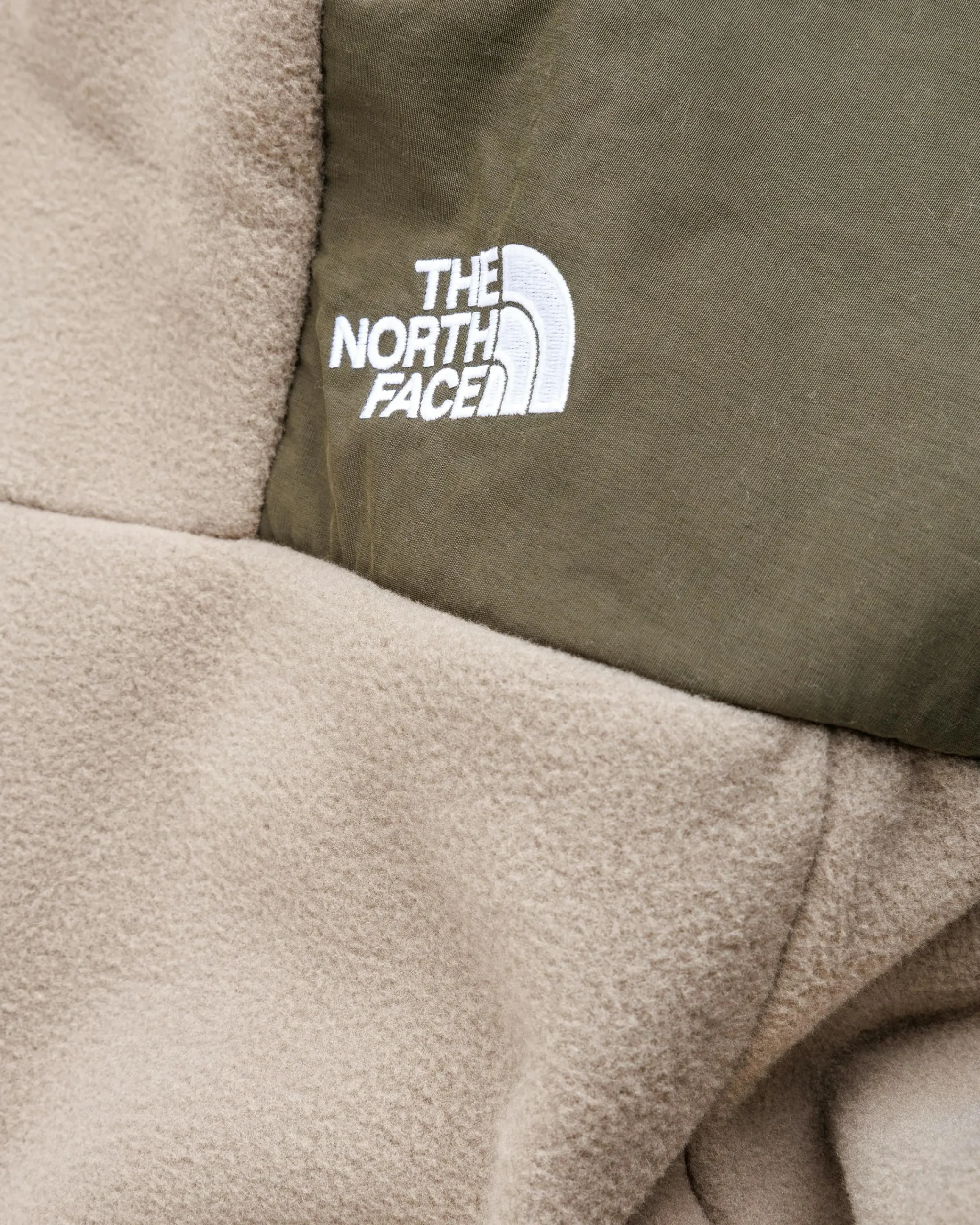 The North Face M Light Fleece Jacket Cavern Grey/New Taupe- Outerwear