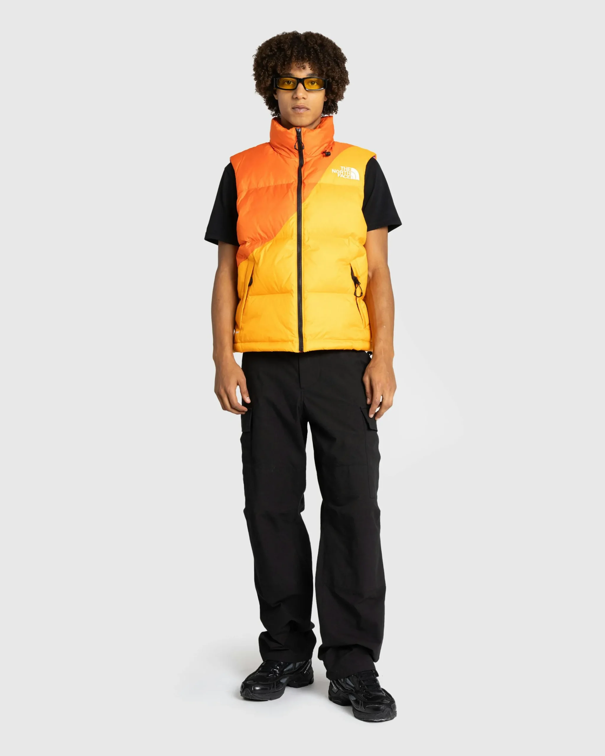 The North Face M TNF x Yinka Ilori Down Vest Red Orange/Apricot Glaze- Outerwear