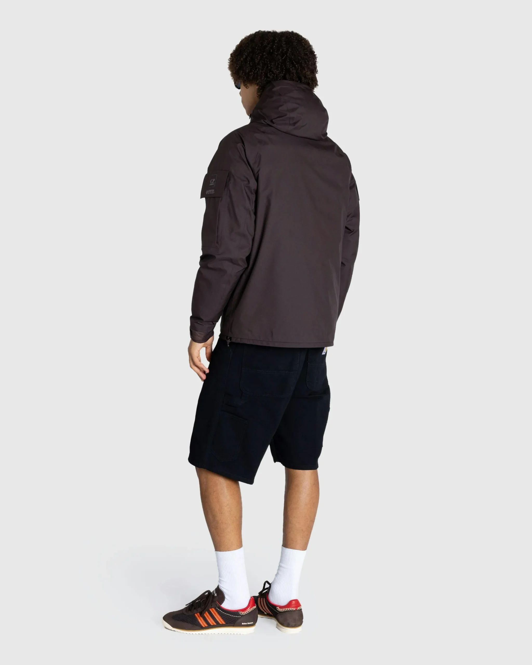 C.P. Company Metropolis Series GORE-TEX 3L INFINIUM Anorak Rum Raisin- Outerwear