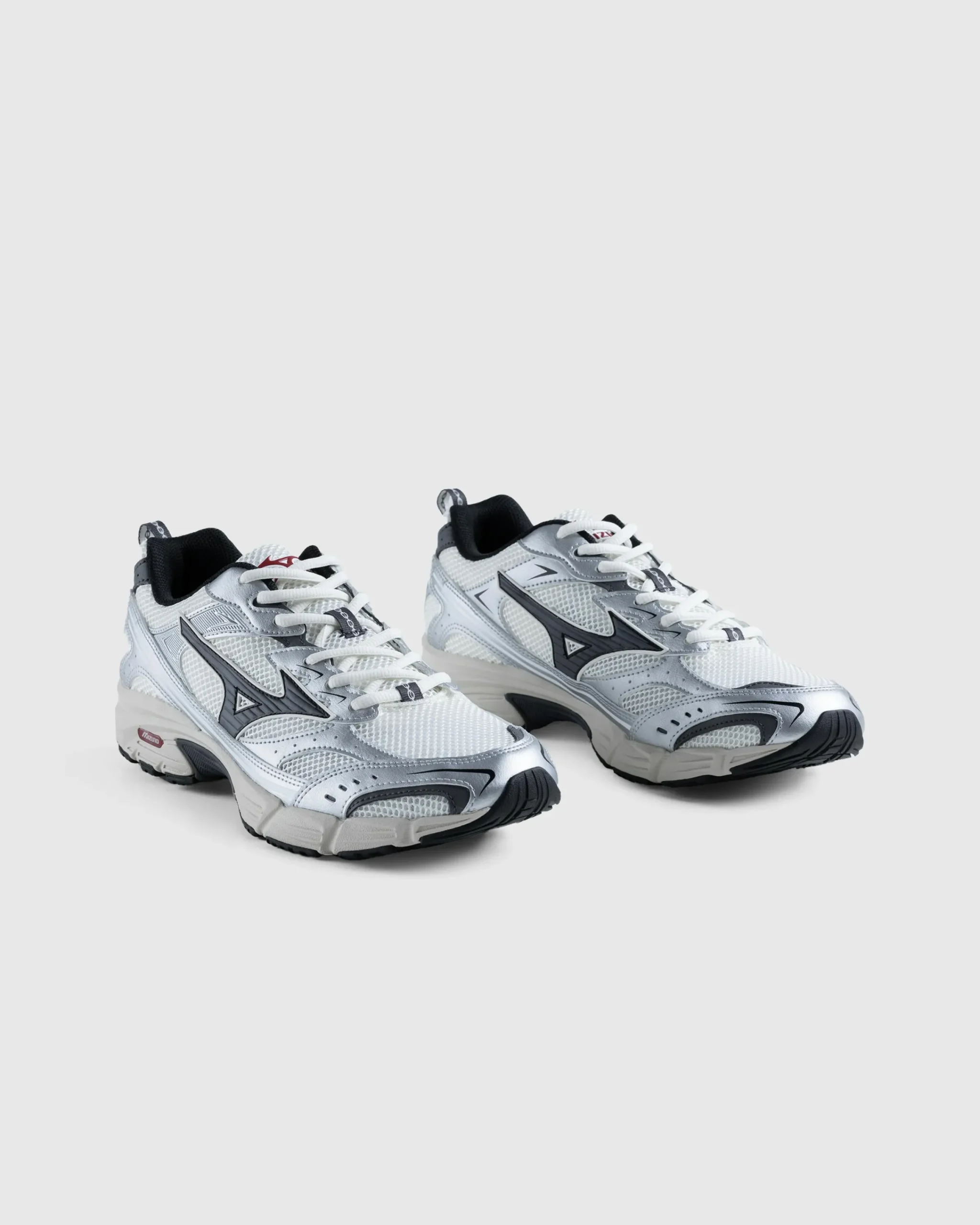 Mizuno MXR Snow White/Magnet/Silver- Sneakers