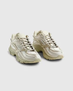 Reebok LTD Premier Road Modern Mono Tofu- Sneakers