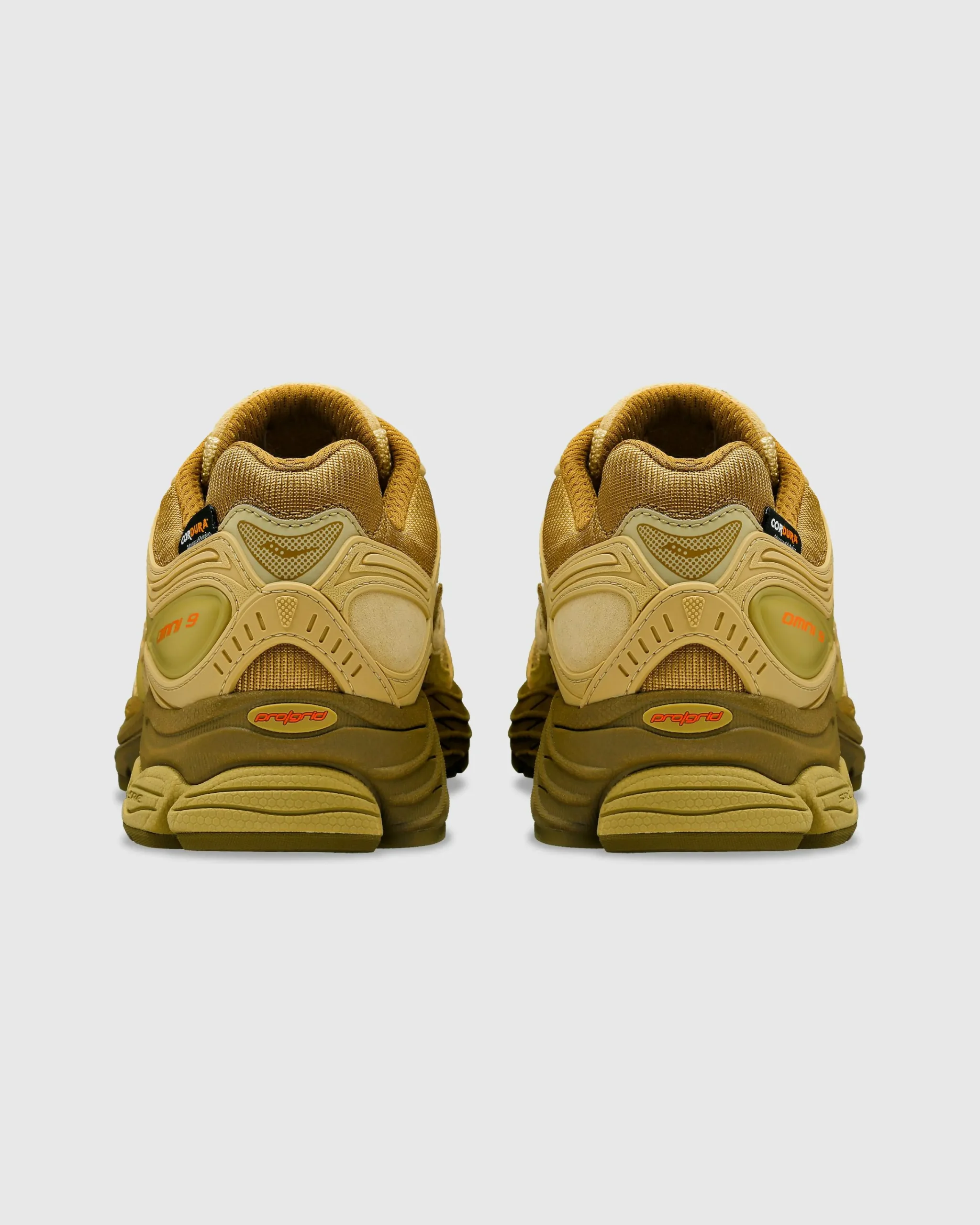 Saucony ProGrid Omni 9- Sneakers