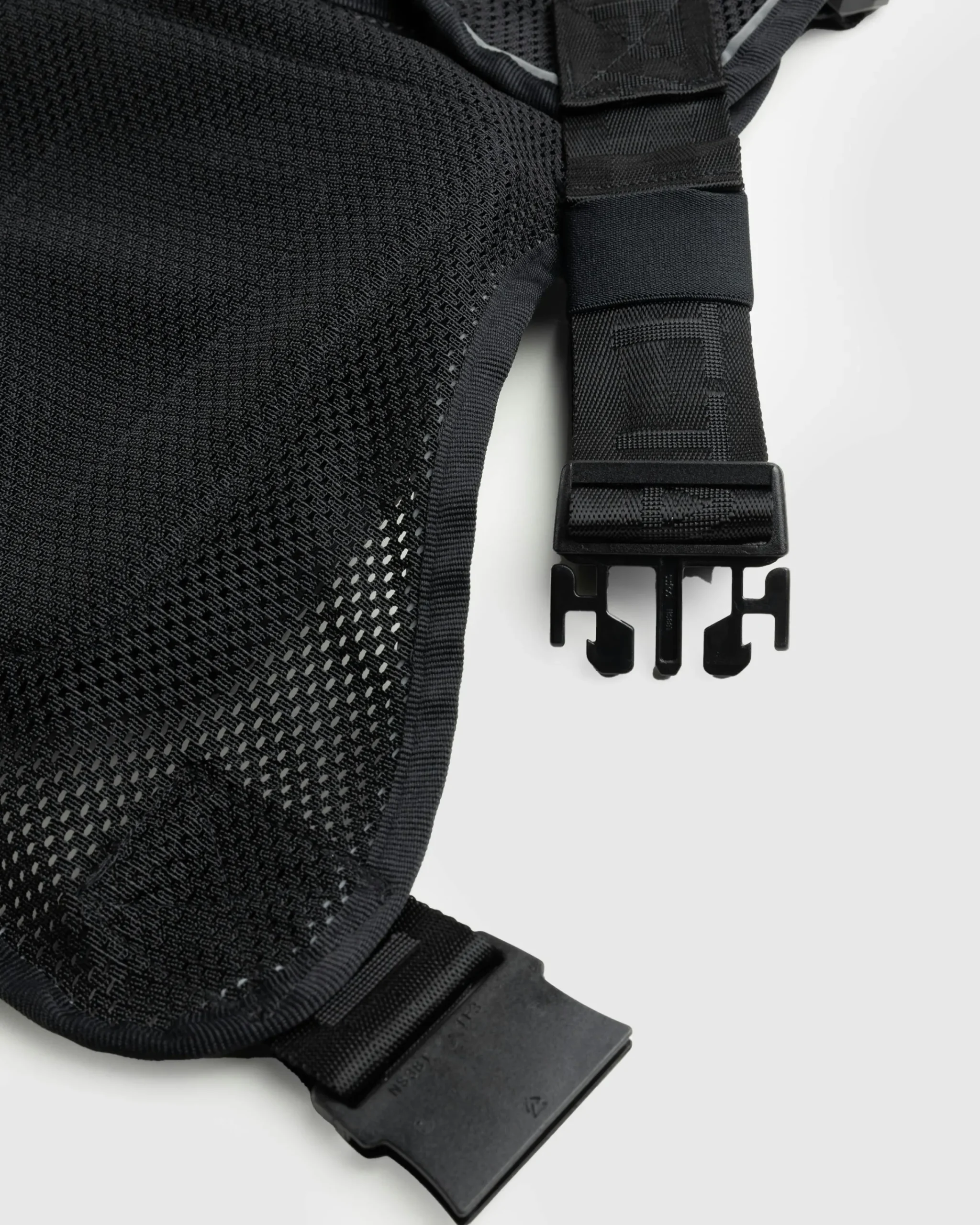 Nike Rig Vest- Outerwear