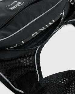 Nike Rig Vest- Outerwear