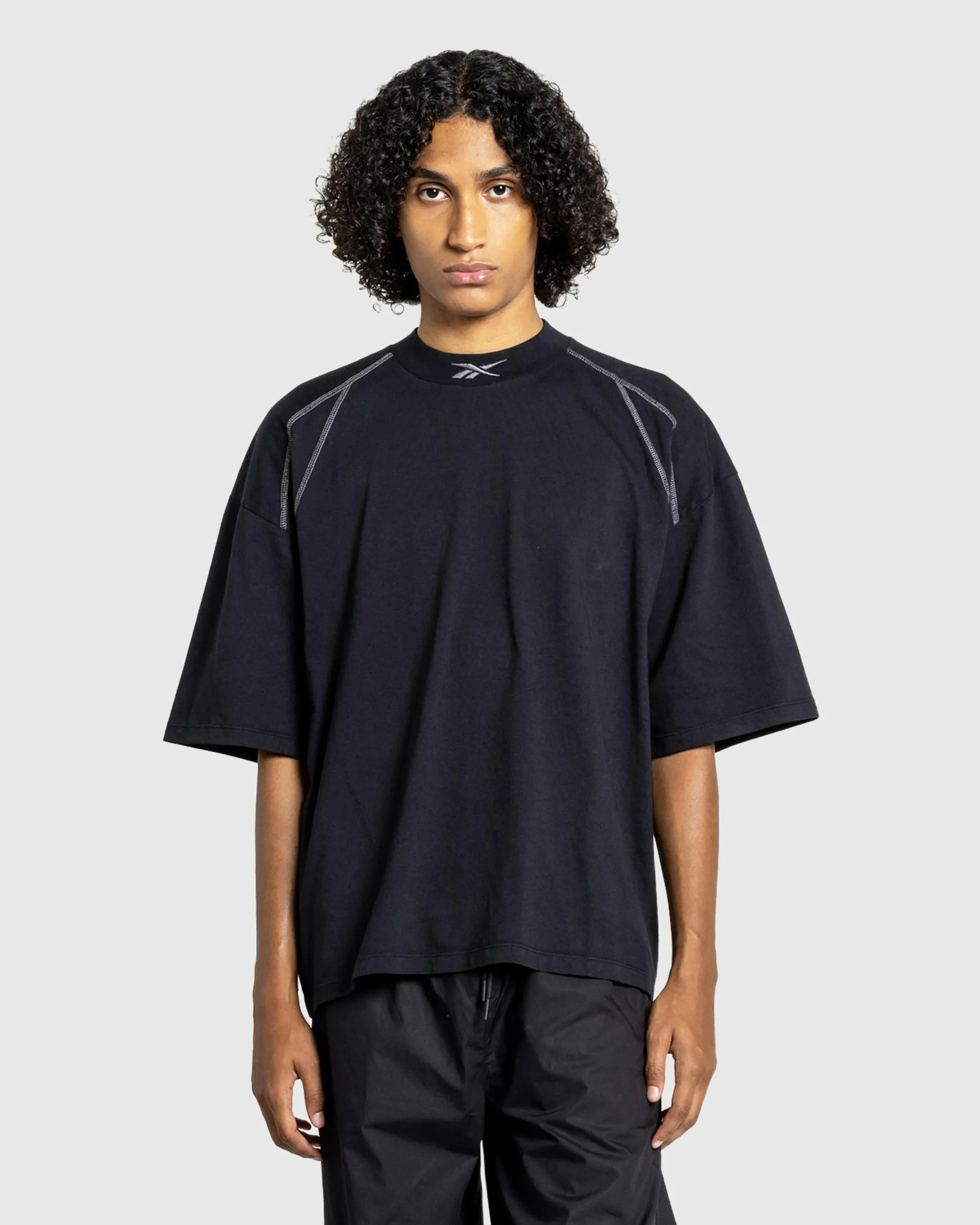 Reebok LTD Unisex Uniform Tee SS Black Shadow- Tops