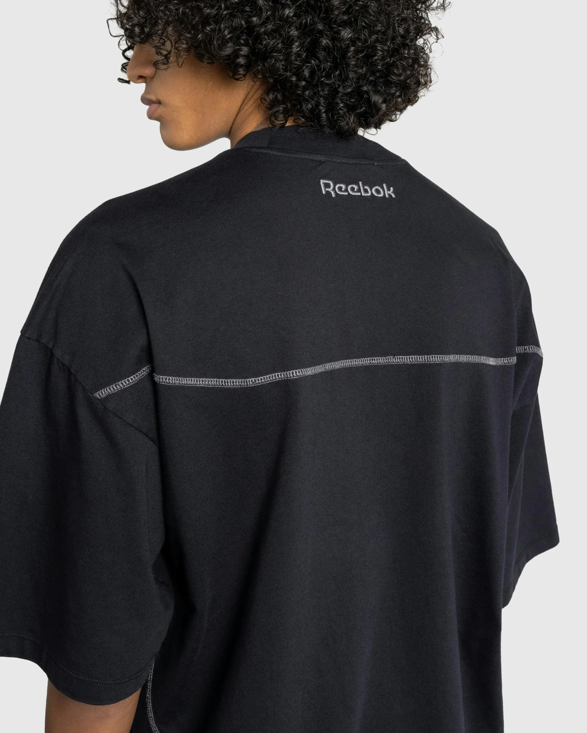 Reebok LTD Unisex Uniform Tee SS Black Shadow- Tops