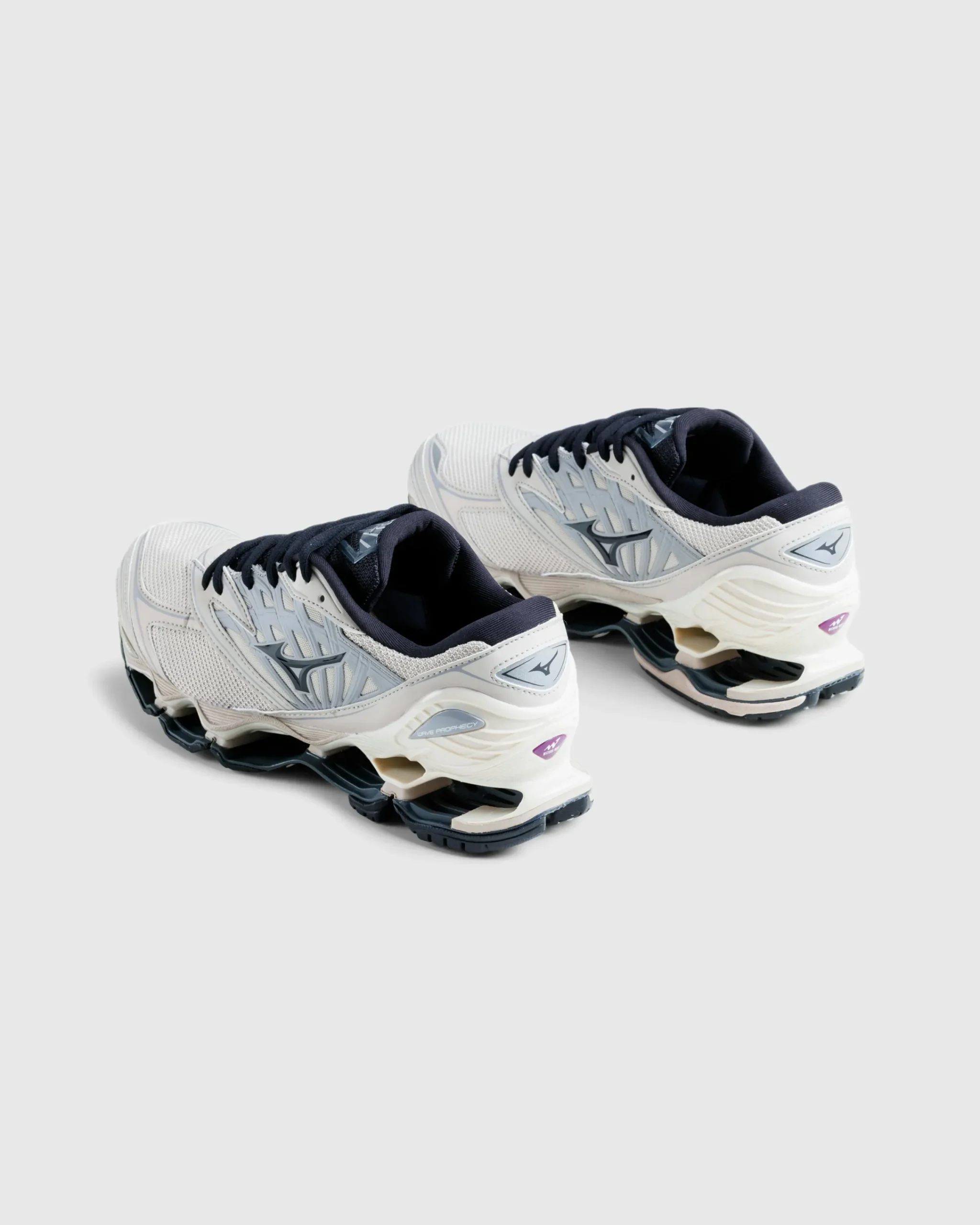 Mizuno Wave Prophecy LS Silver Cloud/Black/Opal Grey- Sneakers
