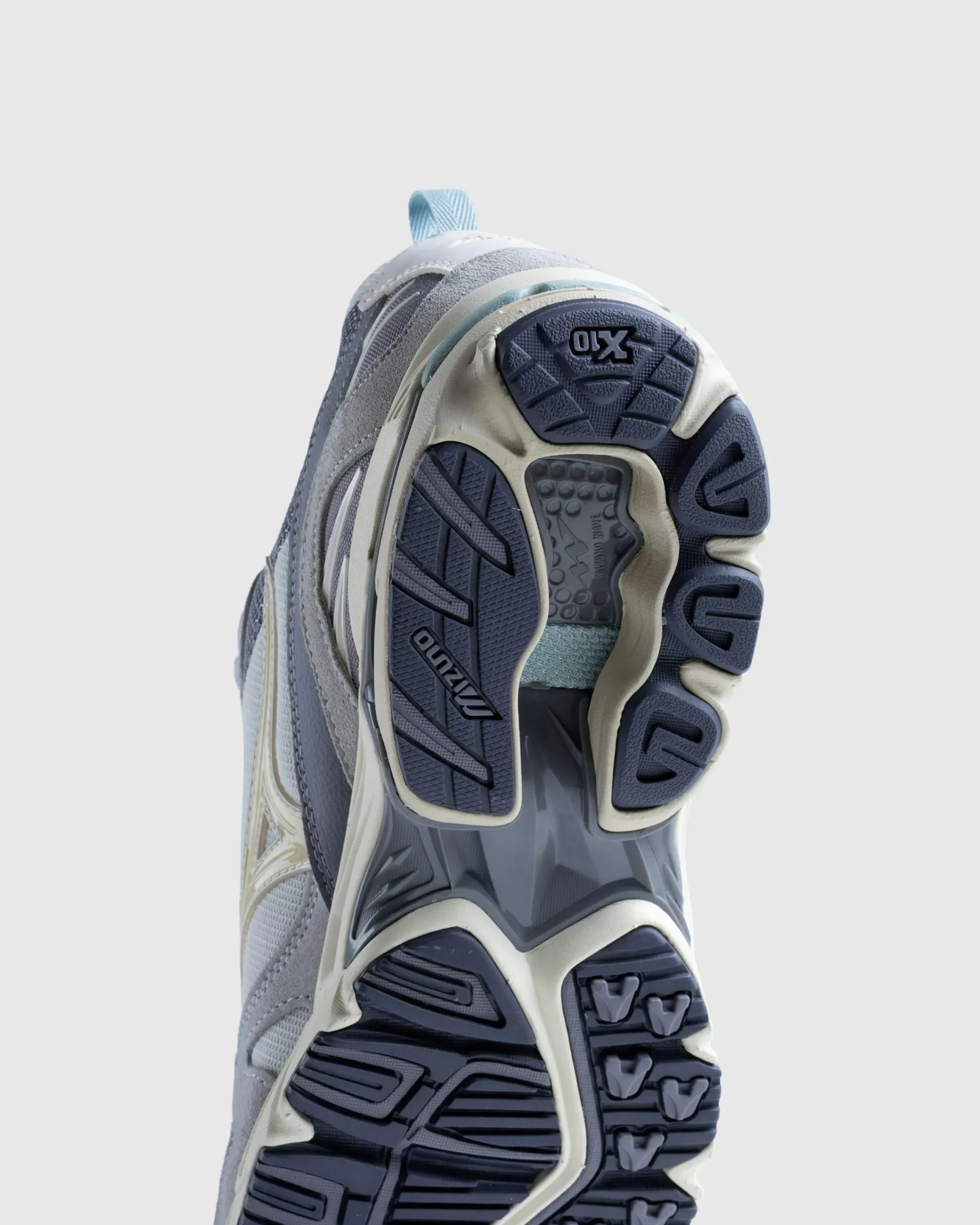Mizuno Wave Rider 10 Premium Arctic Ice/Pristine/Nimbus Cloud- Sneakers