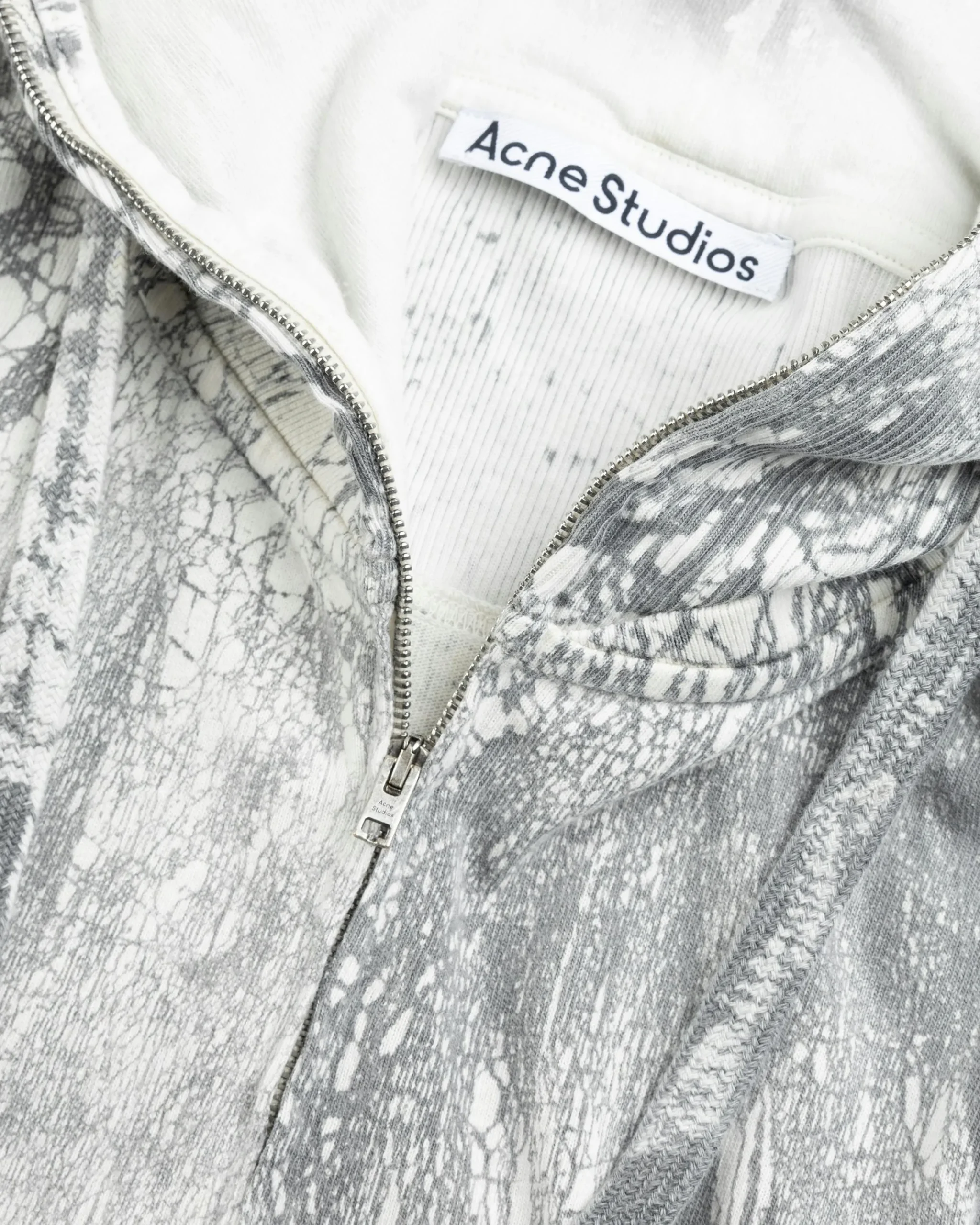 Acne Studios Zippered Dyed Sweater Faded Black- Sweats