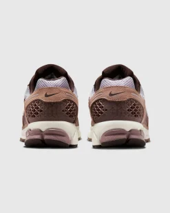 Nike Zoom Vomero 5 Dusted Clay/Earth-Platinum Violet- Sneakers